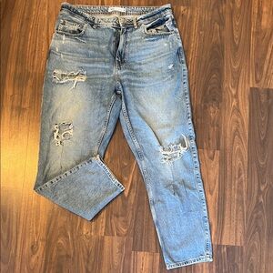 Zara Light Blue Denim Jeans with Contrast Stitching